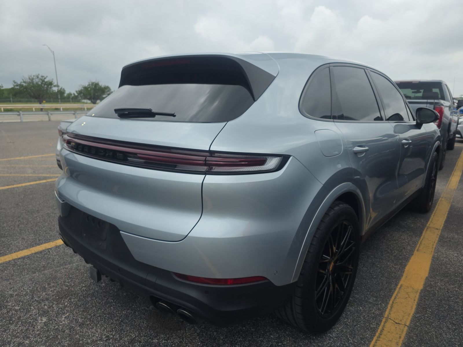 PORSCHE CAYENNE - 5