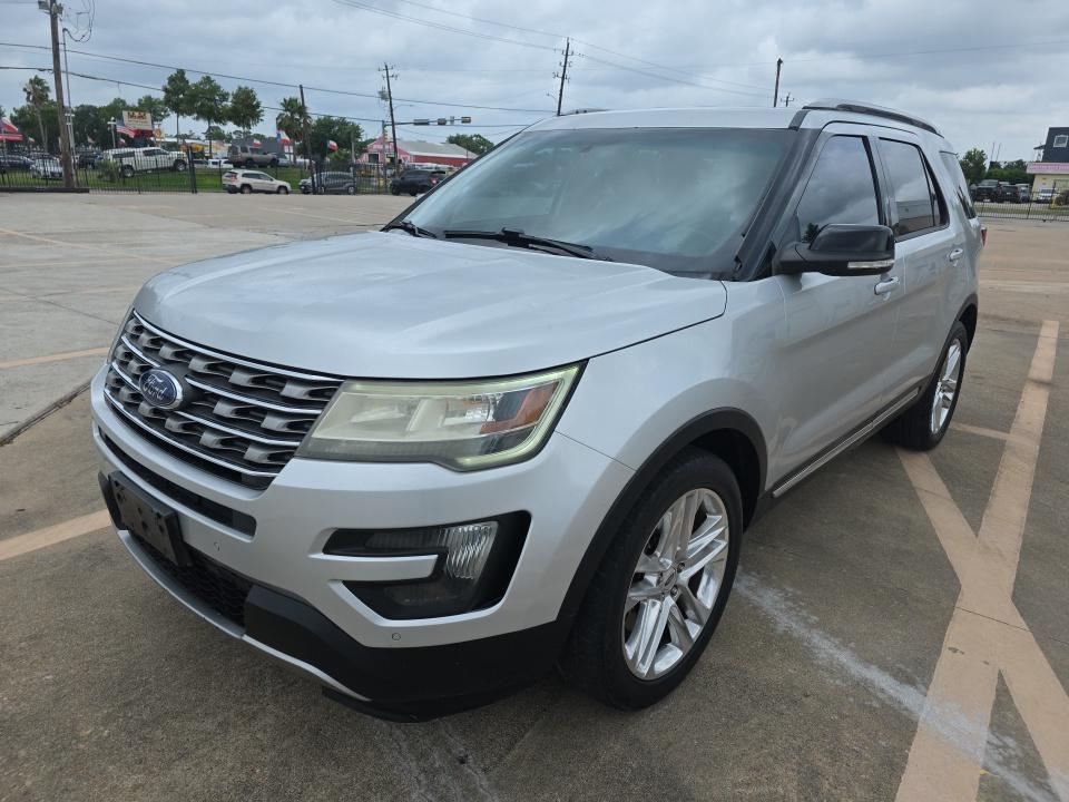 FORD EXPLORER - 1