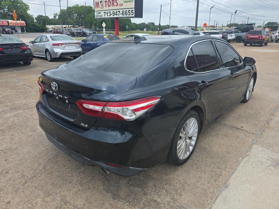 TOYOTA CAMRY - 5