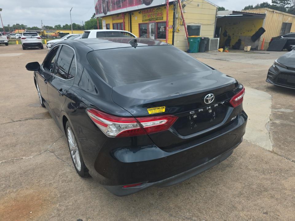 TOYOTA CAMRY - 7