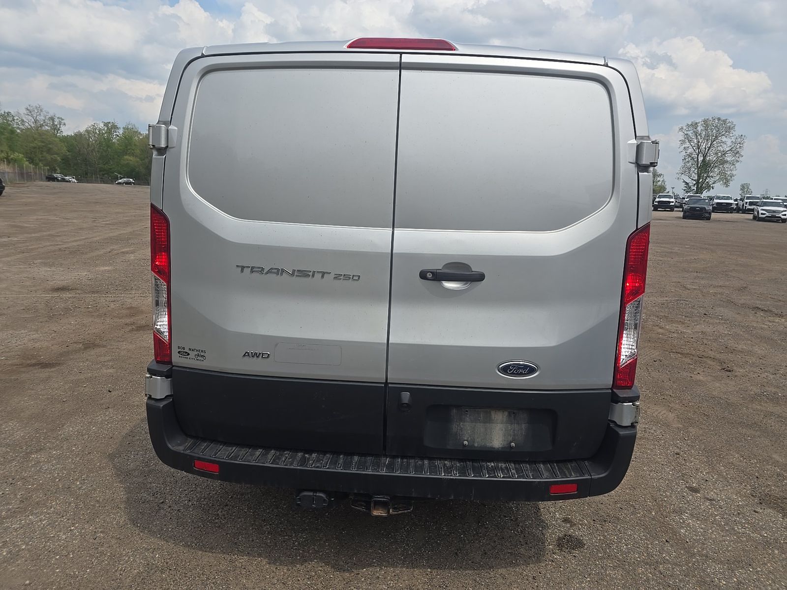 FORD TRANSIT 250 - 6