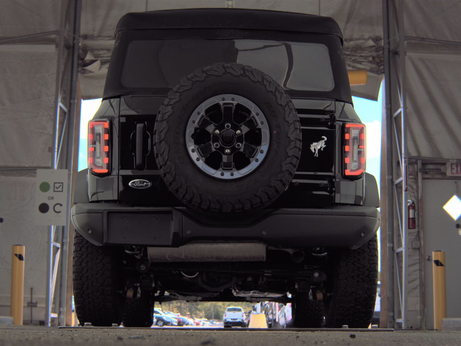 FORD BRONCO - 8