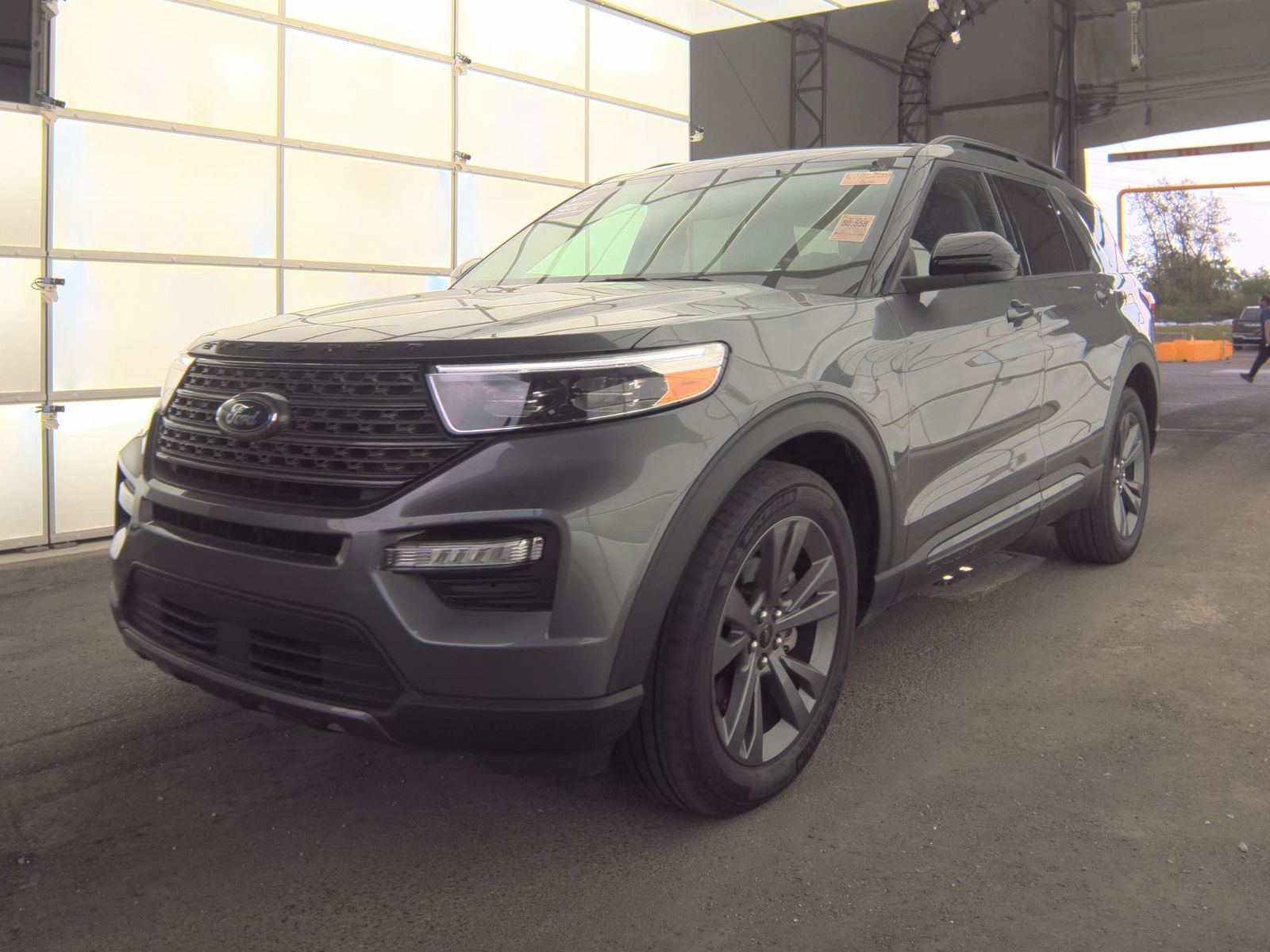 FORD EXPLORER - 1
