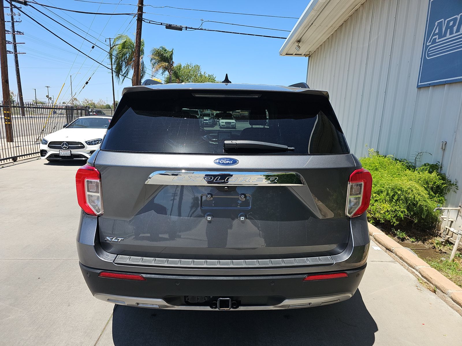 FORD EXPLORER - 6