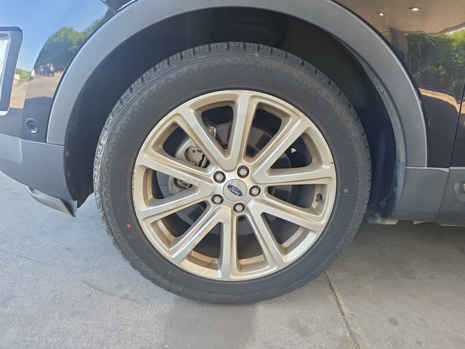 FORD EXPLORER - 3