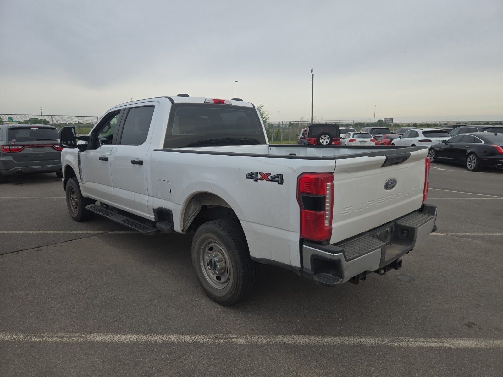 FORD F-250 - 4