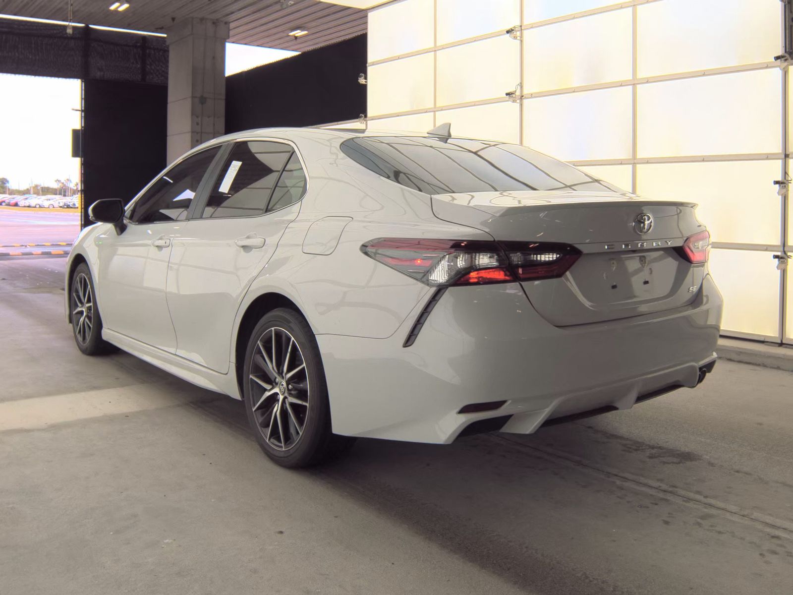 TOYOTA CAMRY - 9