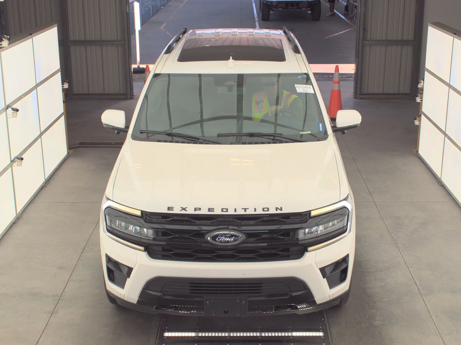 FORD EXPEDITION - 3