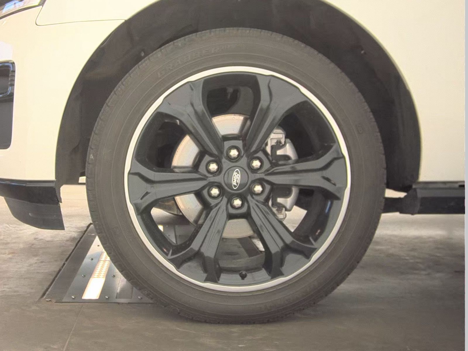 FORD EXPEDITION - 10