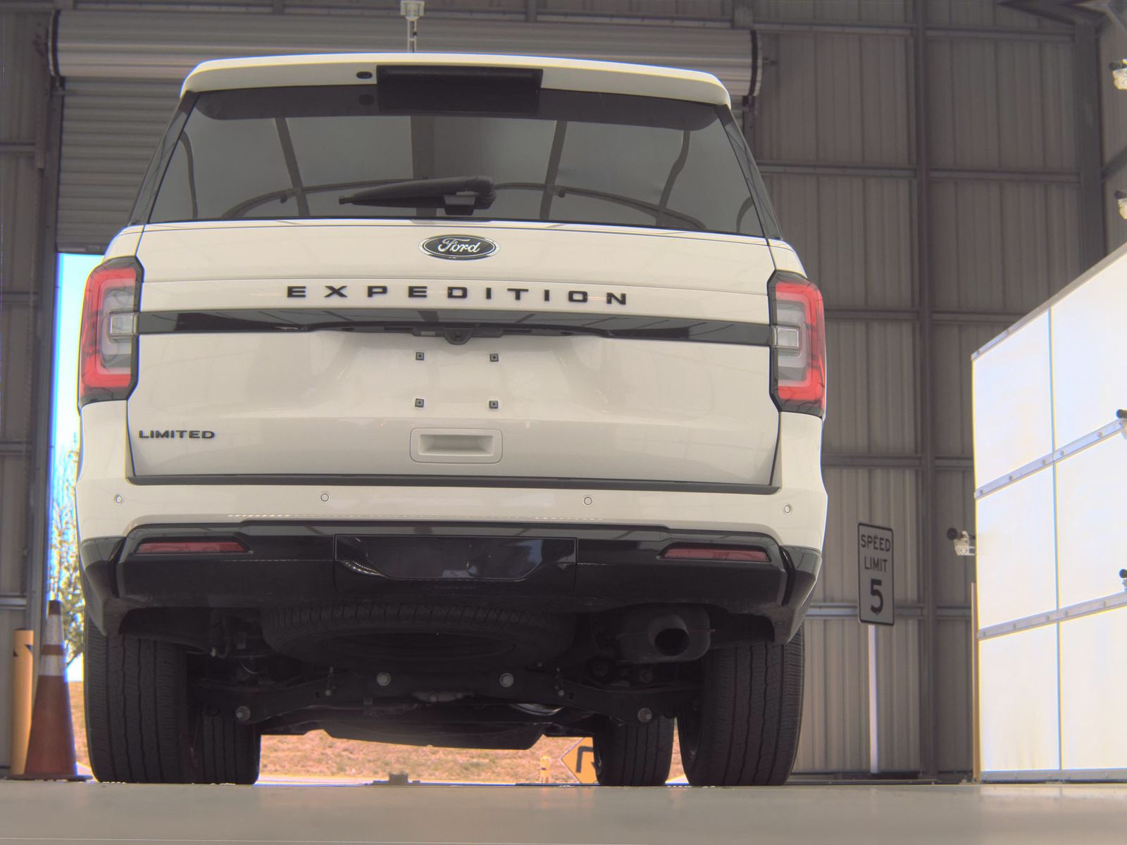 FORD EXPEDITION - 8