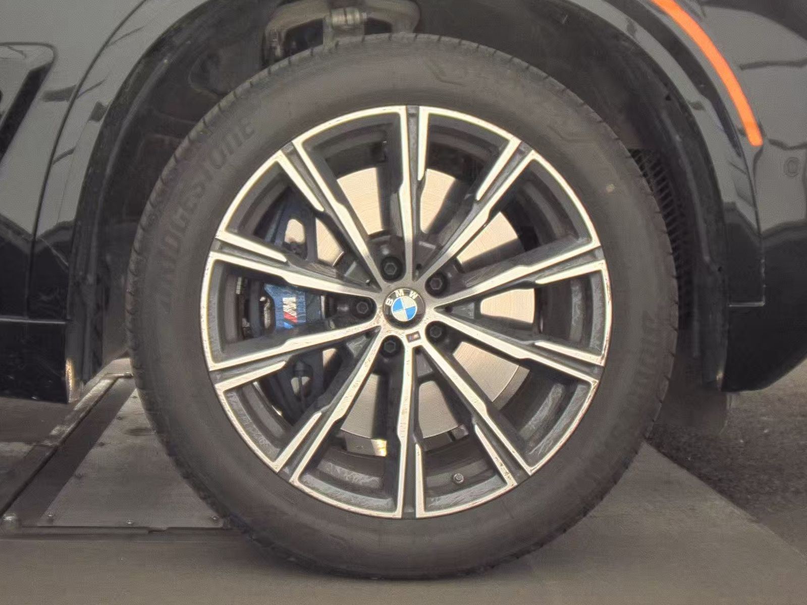 2026 BMW X5 M60i xDrive AWD