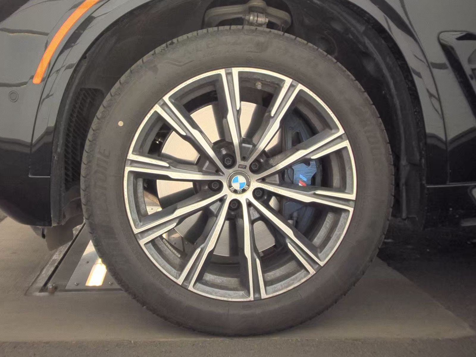 2026 BMW X5 M60i xDrive AWD