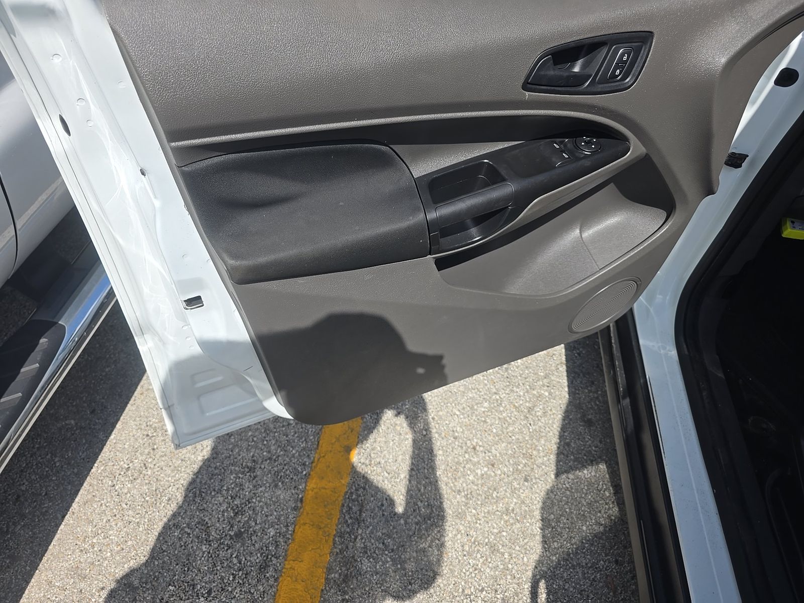 FORD TRANSIT CONNECT - 10