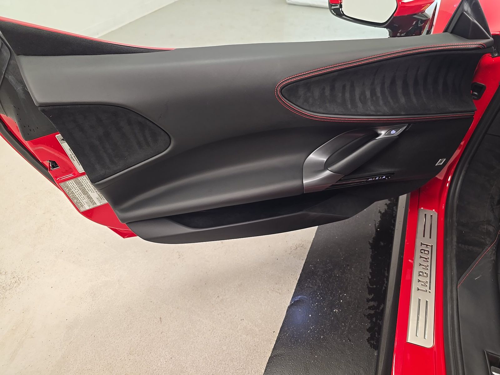 2023 Ferrari SF90 Stradale Base AWD