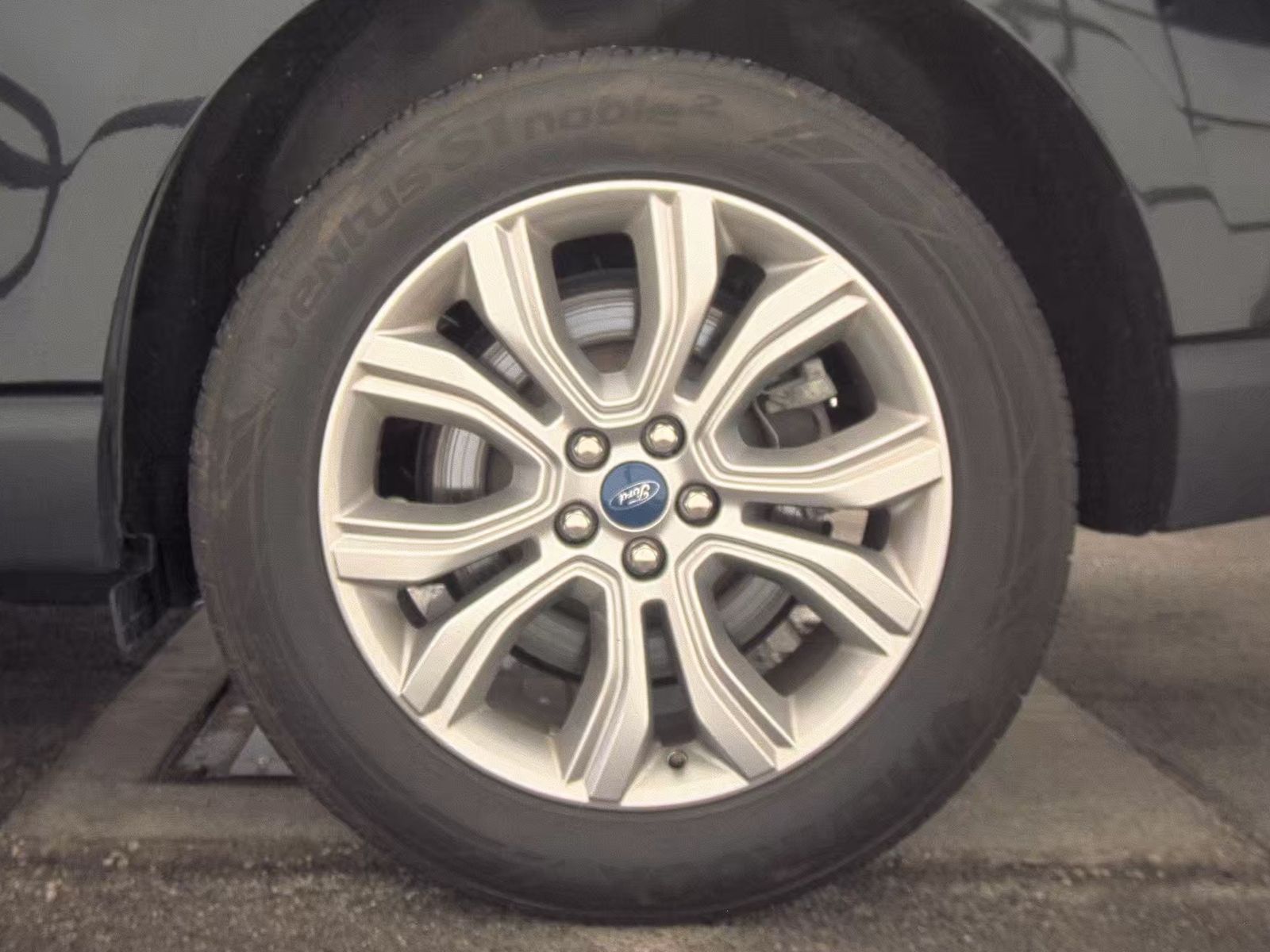 2022 Ford Edge Titanium AWD