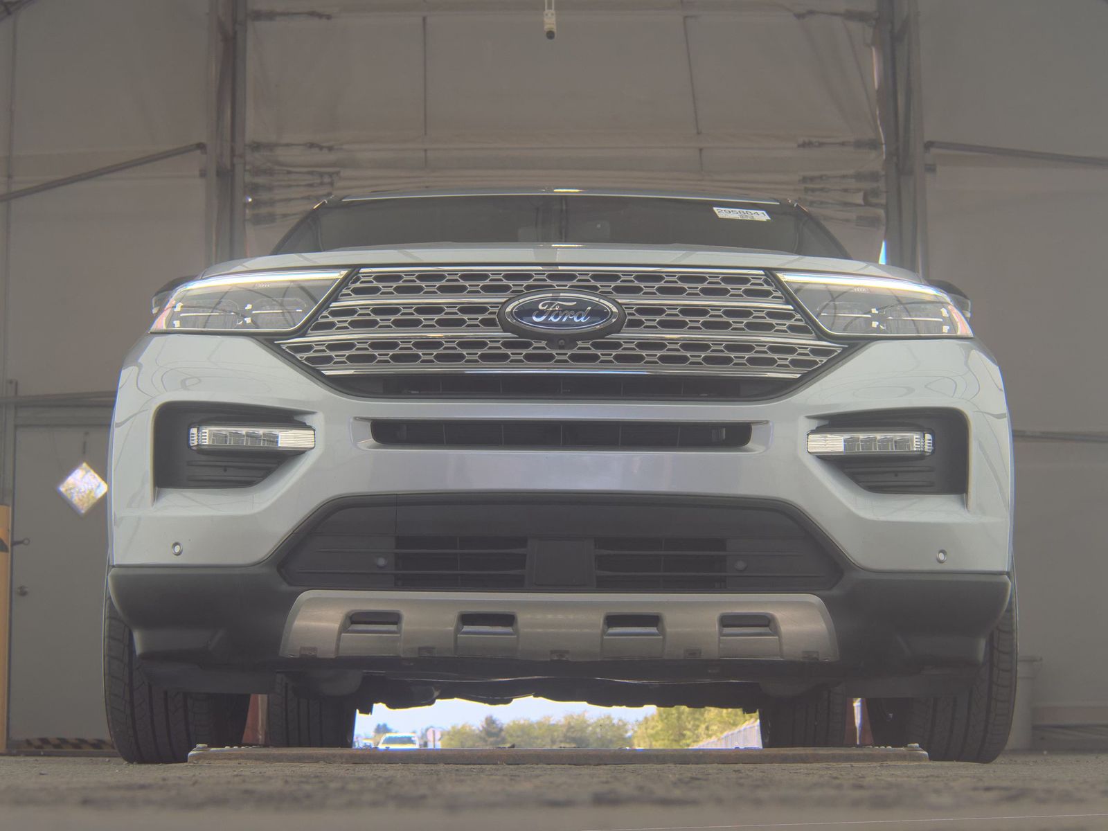 FORD EXPLORER - 4