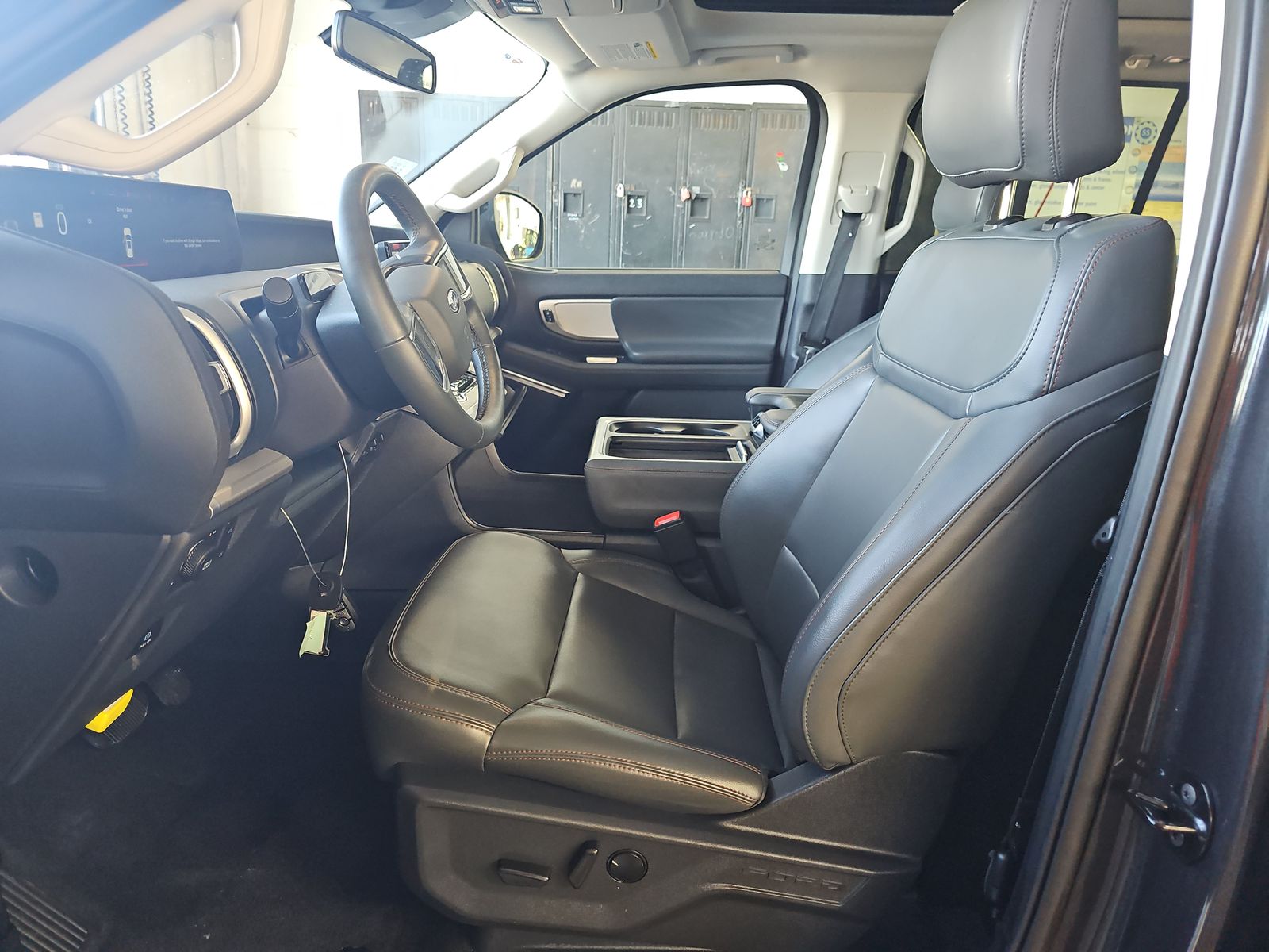 FORD EXPEDITION - 1
