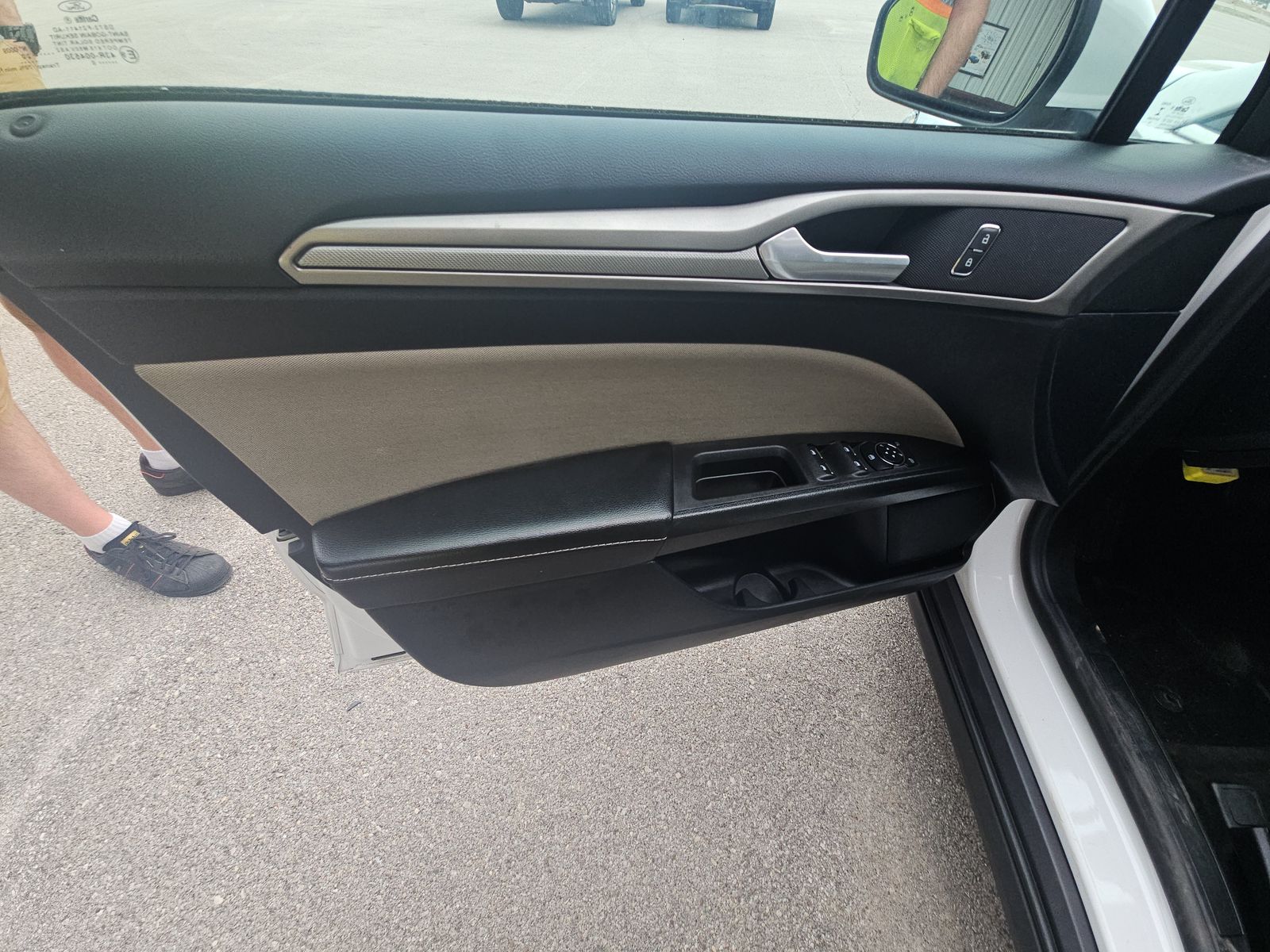 FORD FUSION - 10