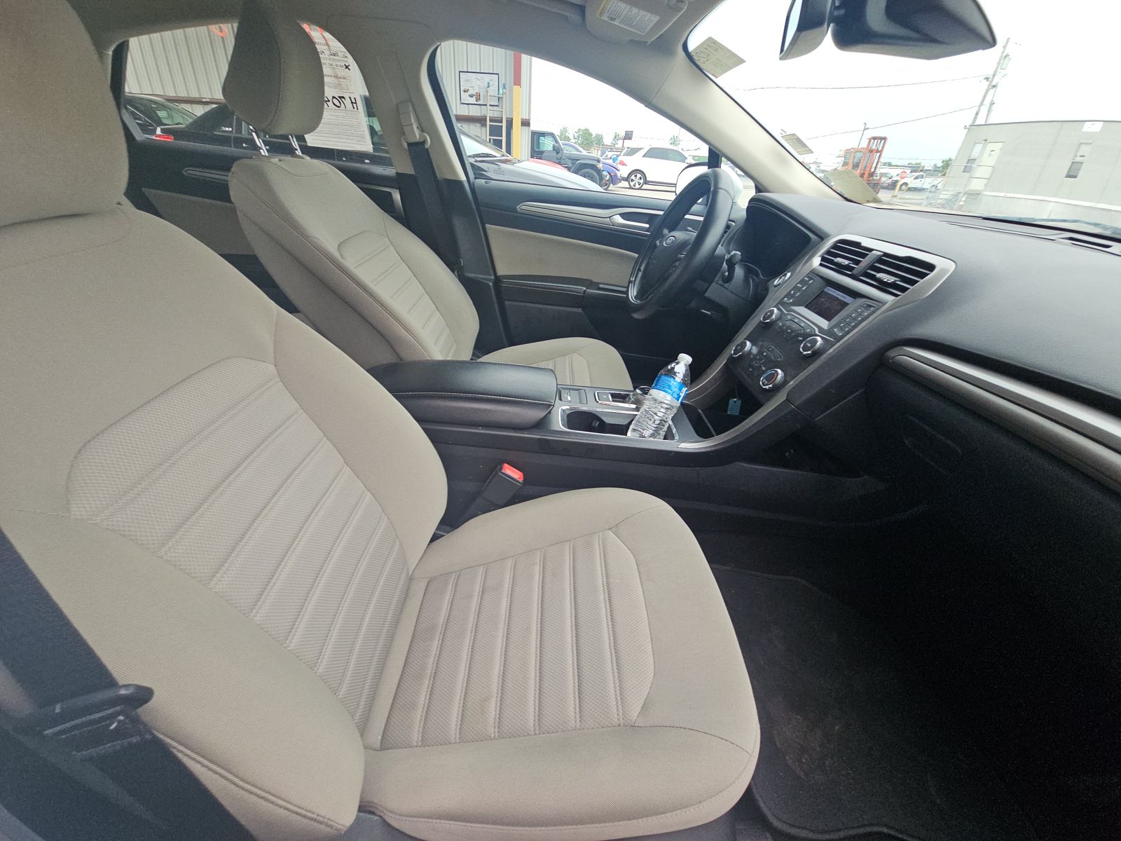 FORD FUSION - 9