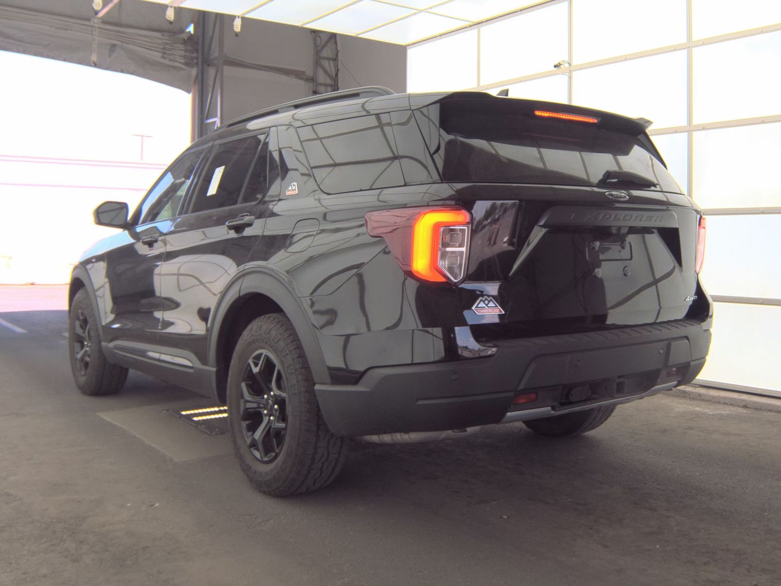 FORD EXPLORER - 9