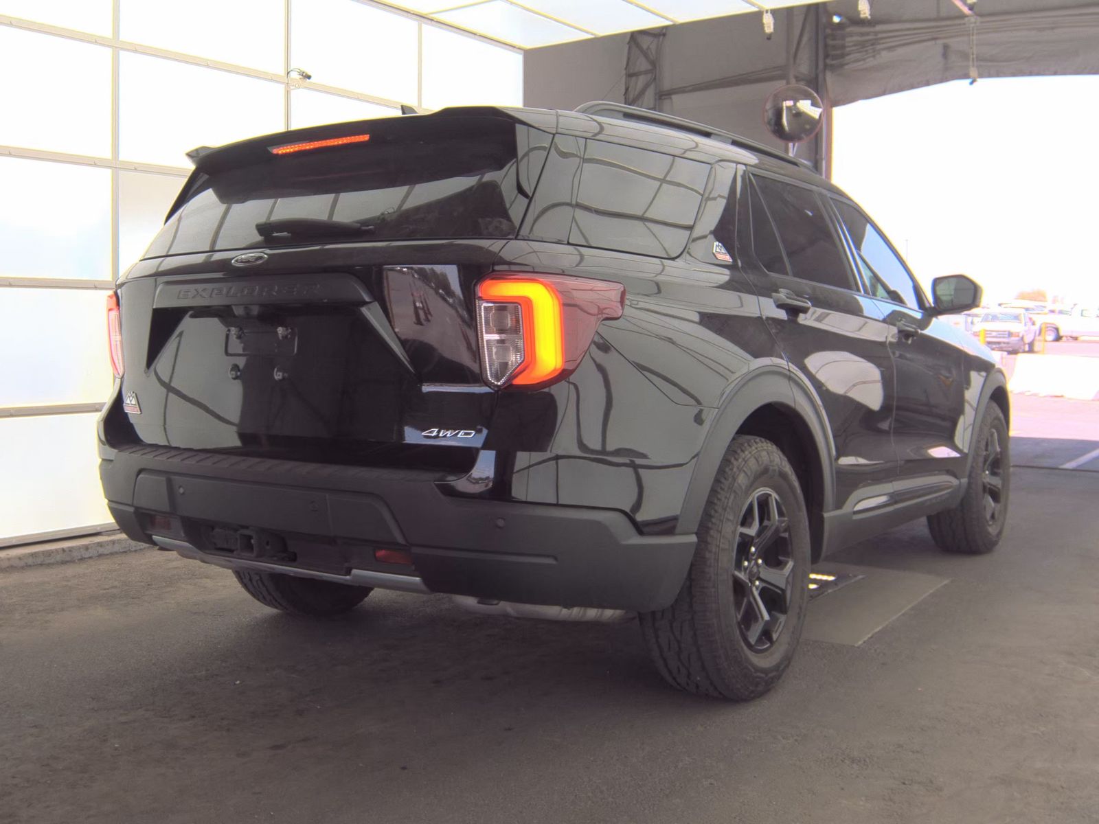 FORD EXPLORER - 6