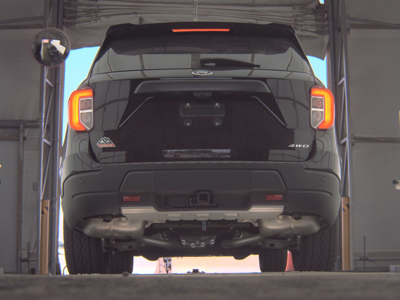 FORD EXPLORER - 8