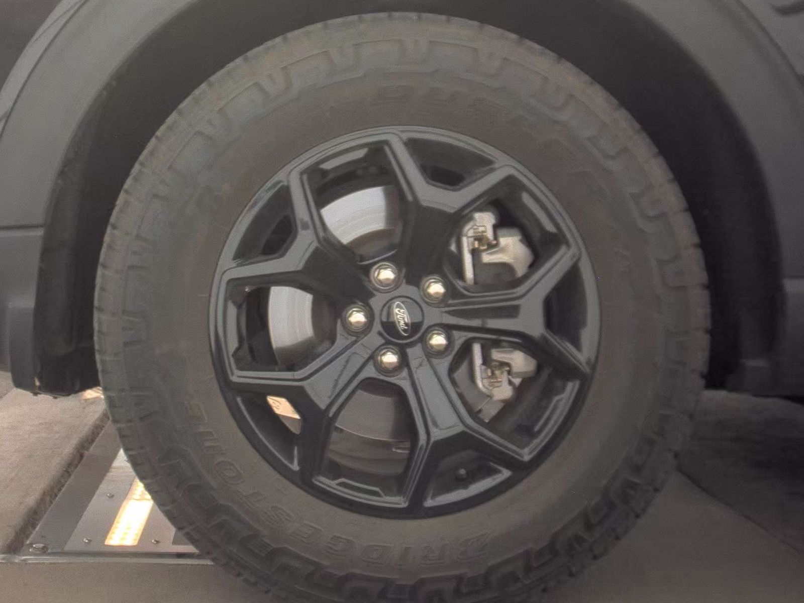 FORD EXPLORER - 10