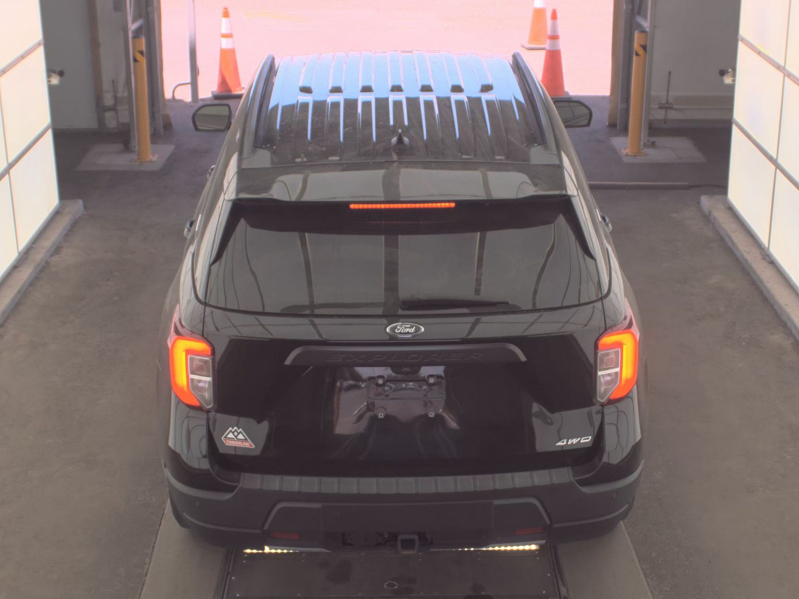 FORD EXPLORER - 7