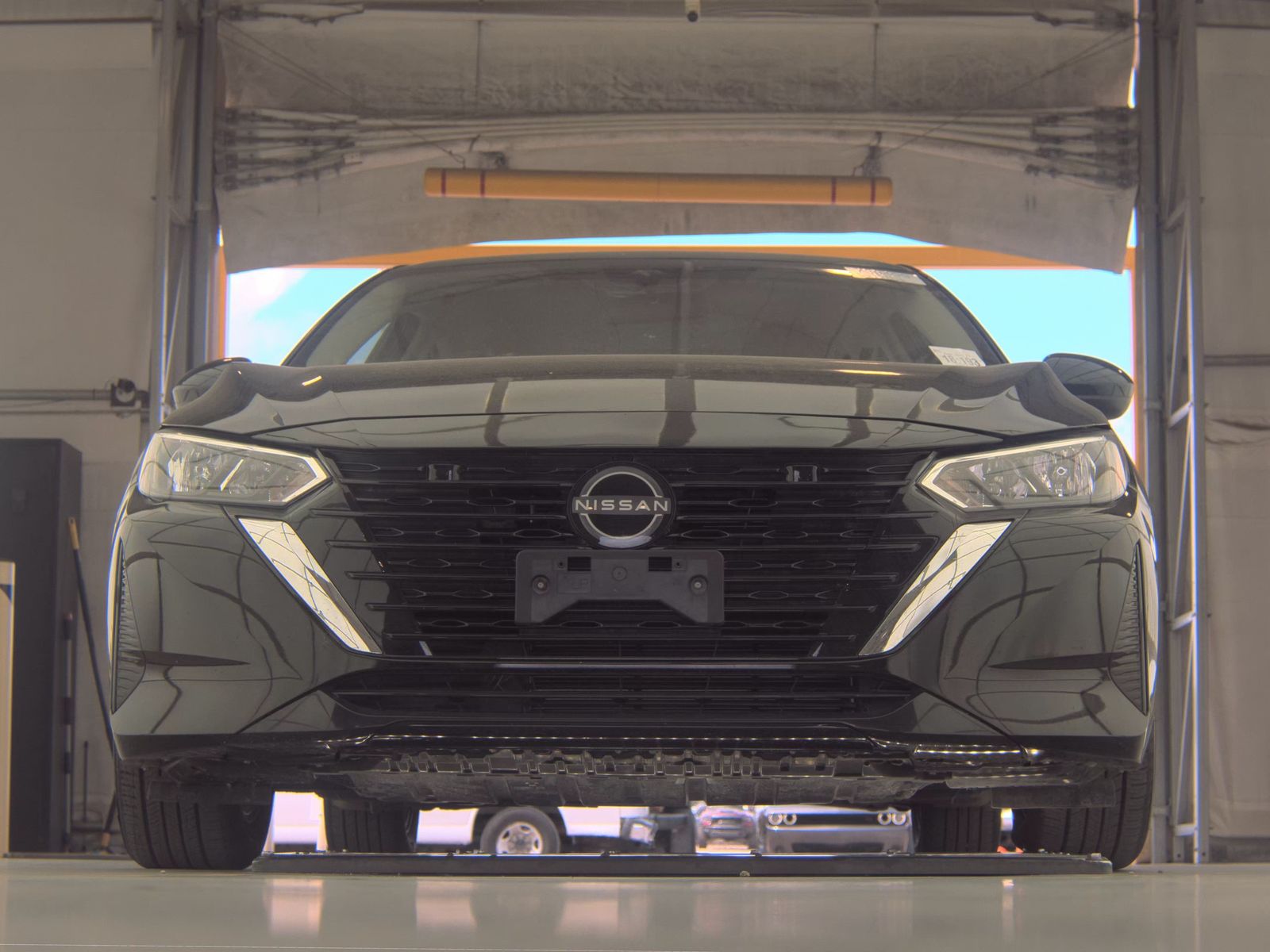 NISSAN SENTRA - 4