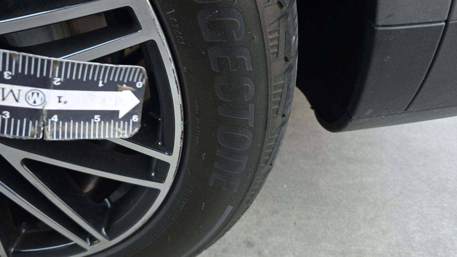 2024 Porsche Cayenne Base AWD