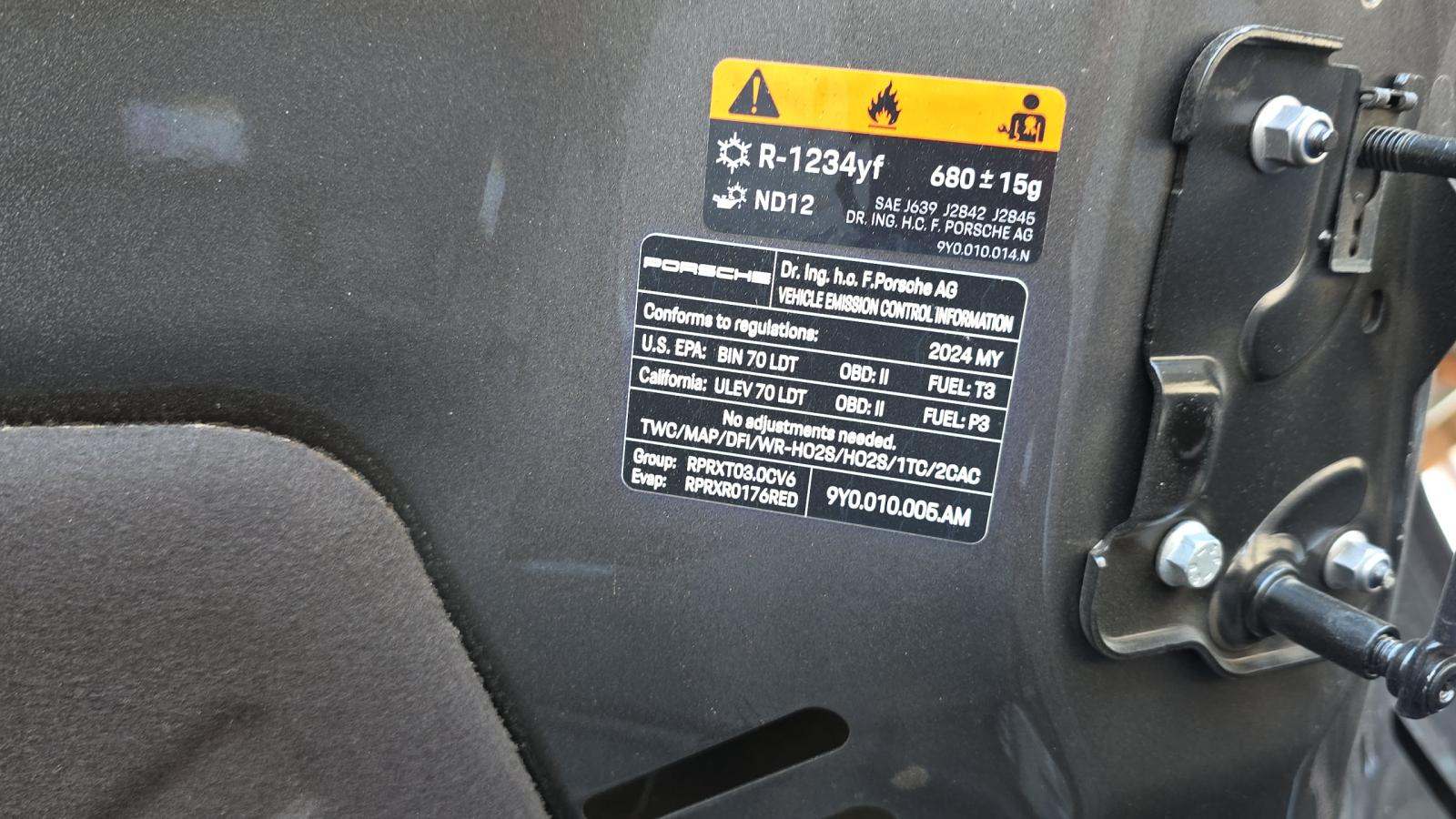 2024 Porsche Cayenne Base AWD
