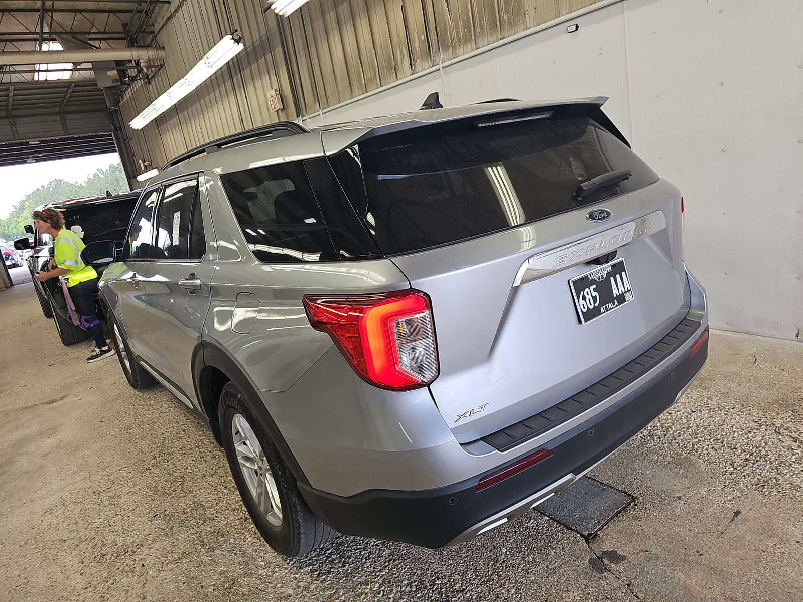 FORD EXPLORER - 7