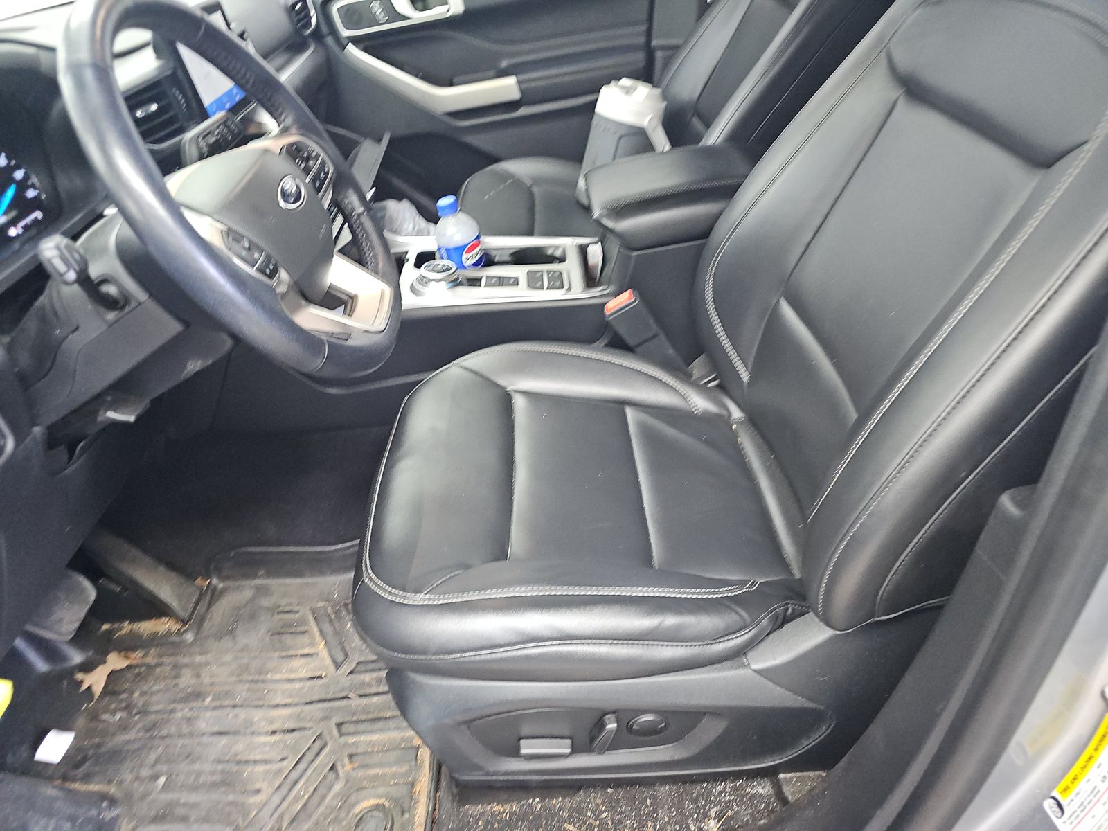 FORD EXPLORER - 8