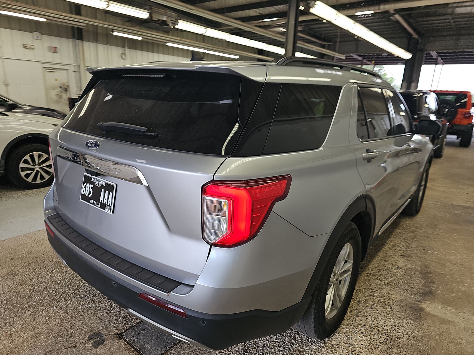 FORD EXPLORER - 5
