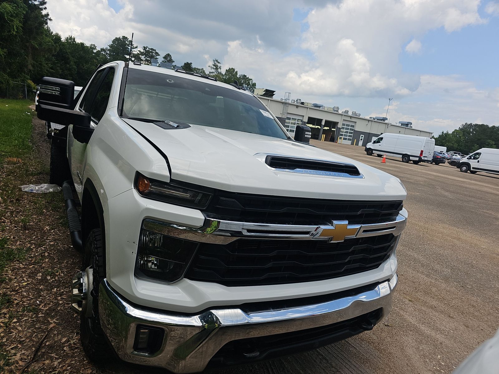 2024 Chevrolet Silverado 3500HD LT AWD
