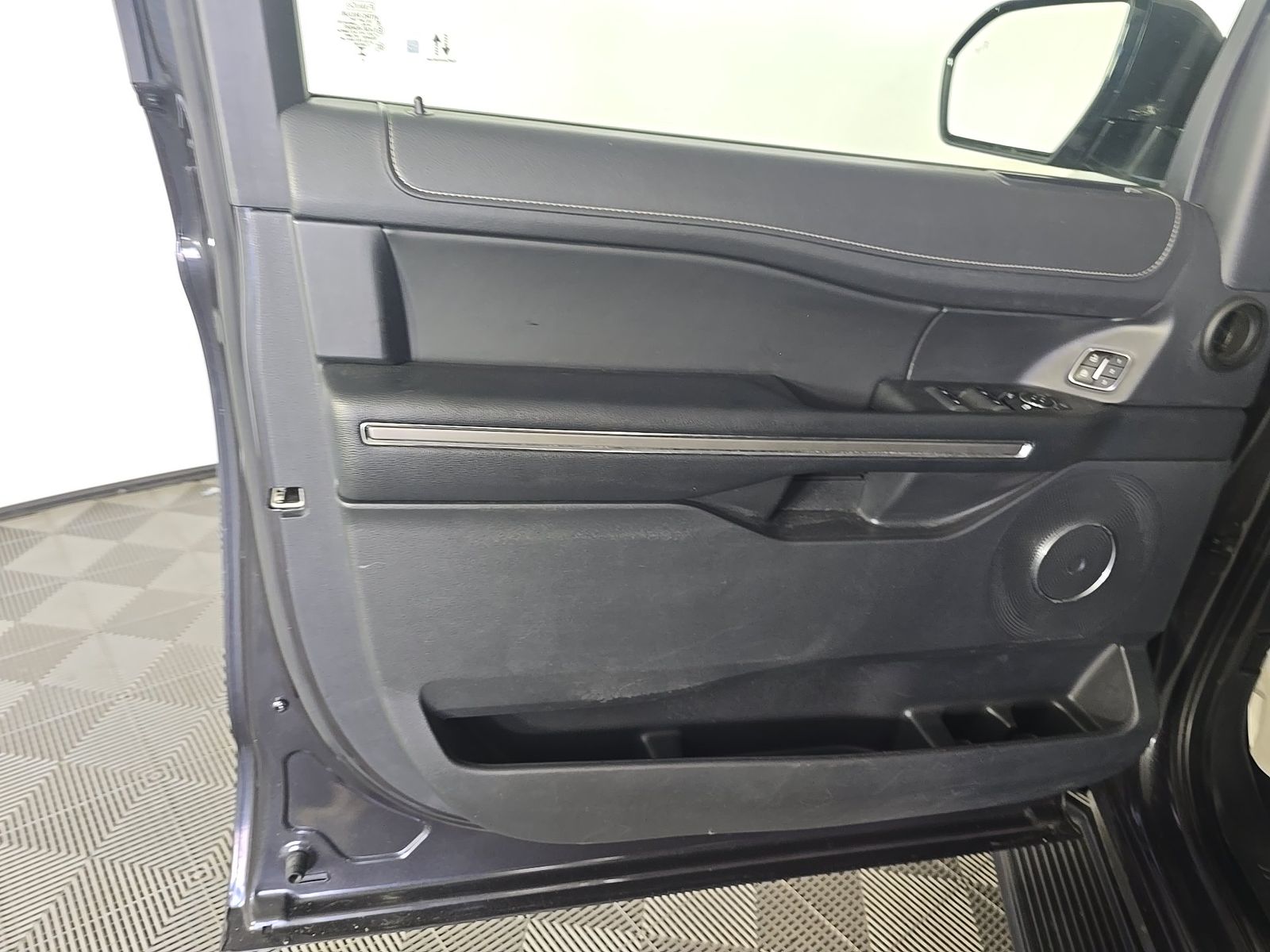 FORD EXPEDITION MAX - 10