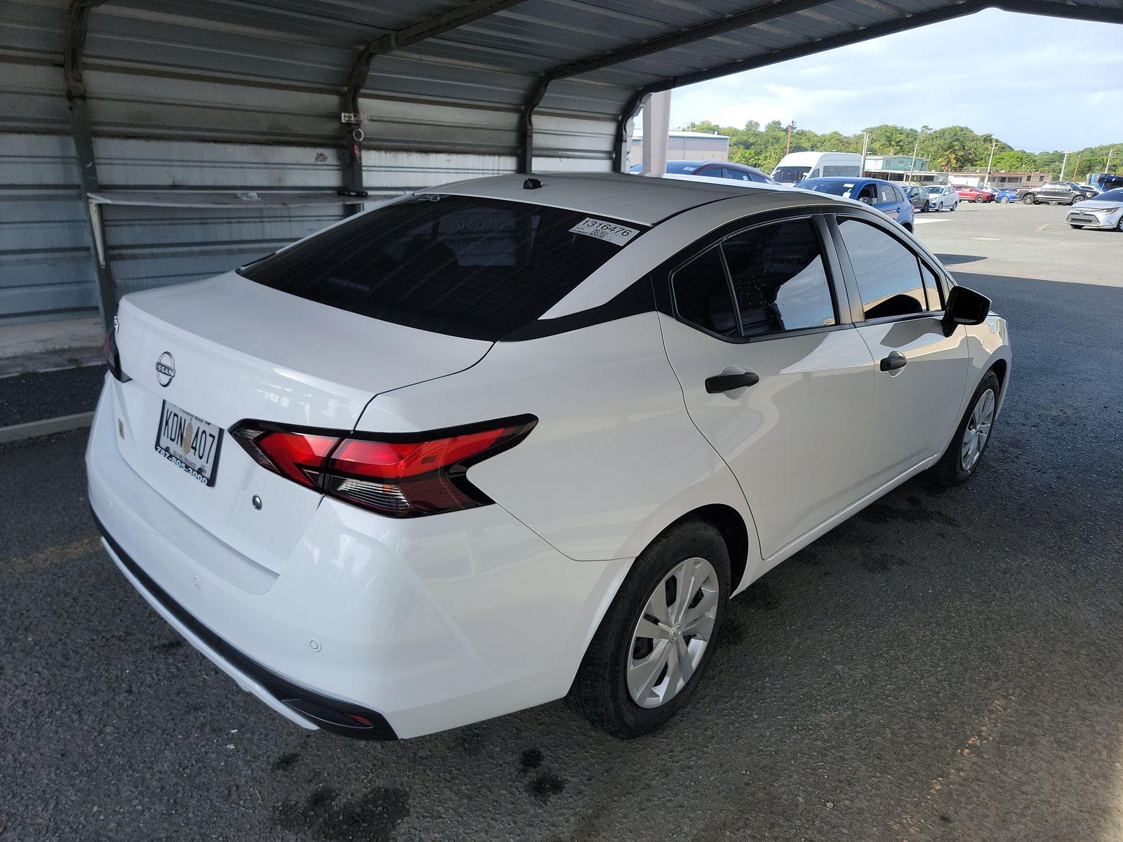 NISSAN VERSA - 5