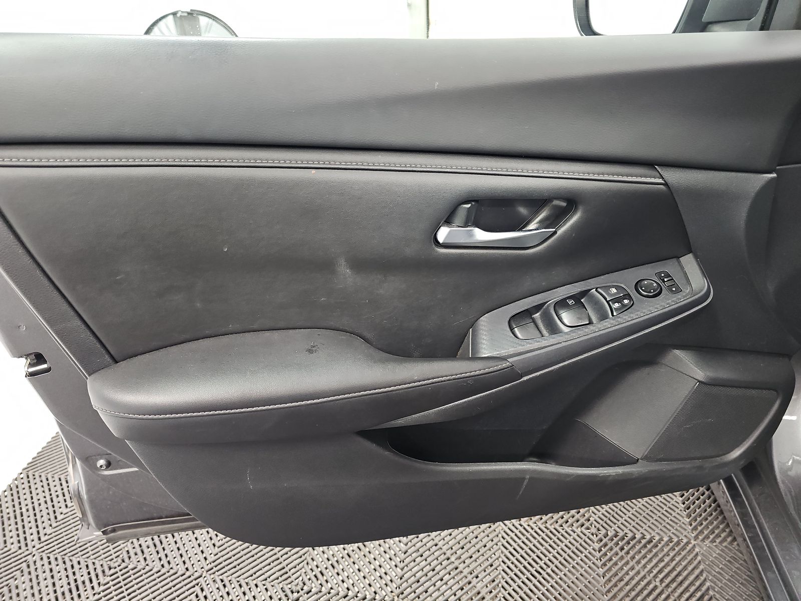 NISSAN SENTRA - 10