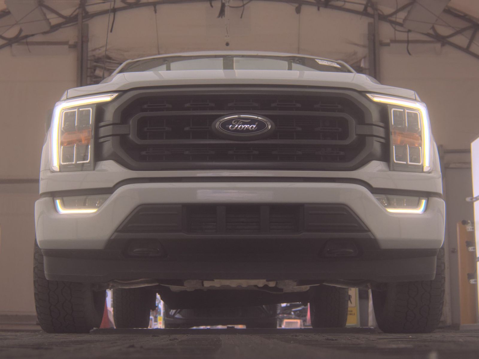FORD F-150 - 4