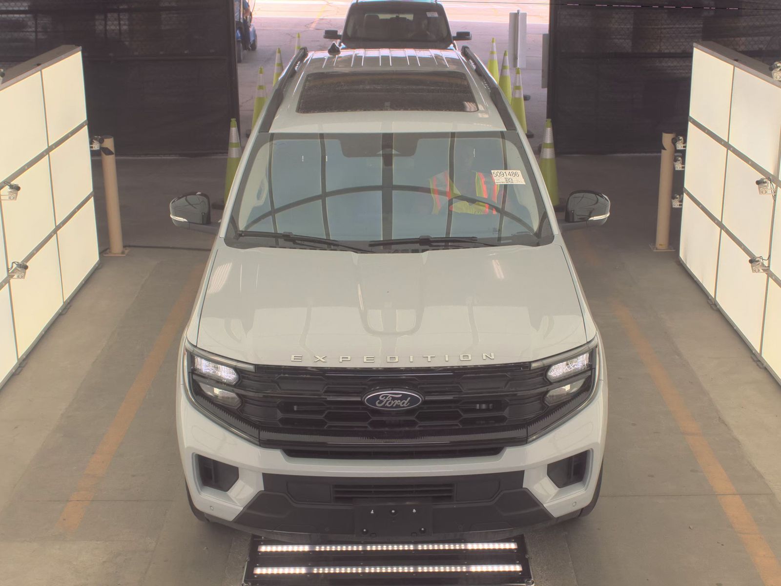 FORD EXPEDITION MAX - 3