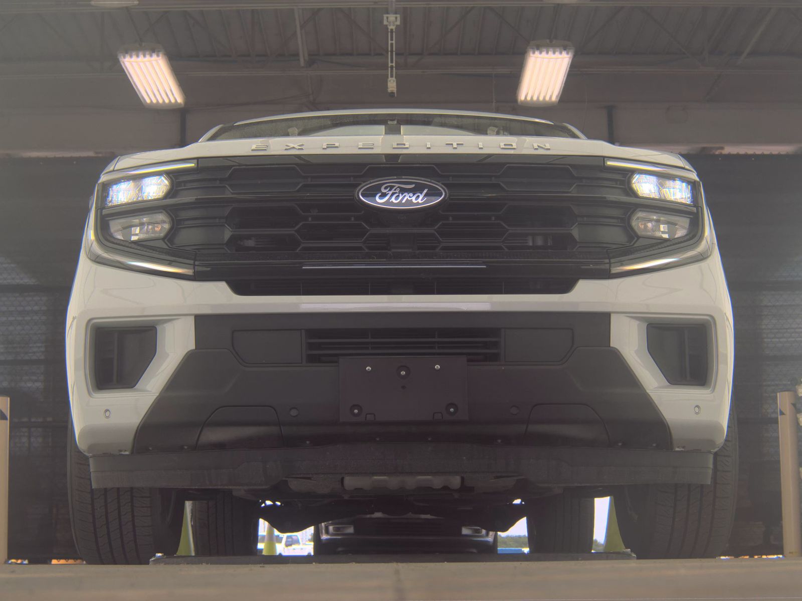 FORD EXPEDITION MAX - 4