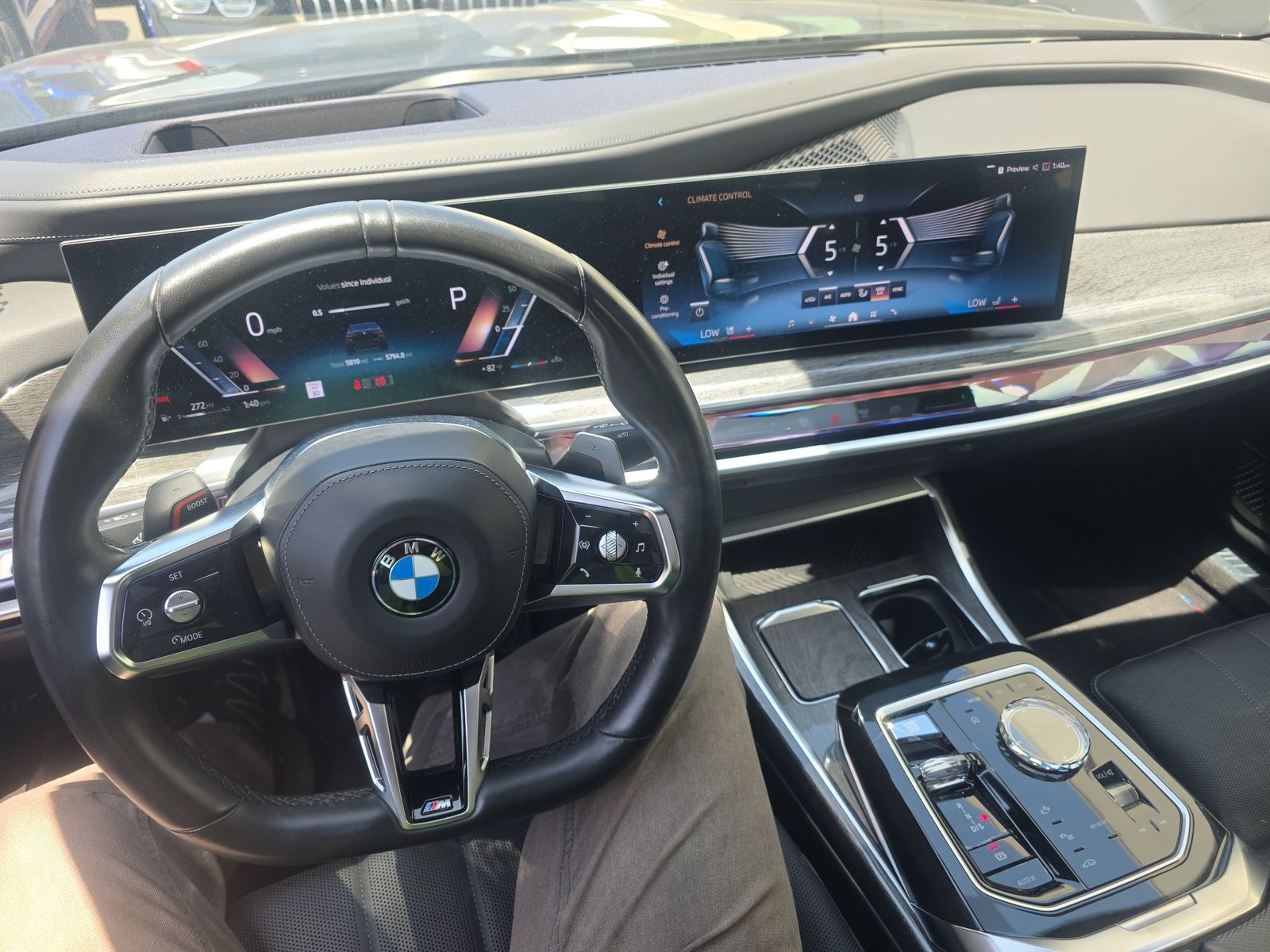 2024 BMW 7 Series 740i RWD