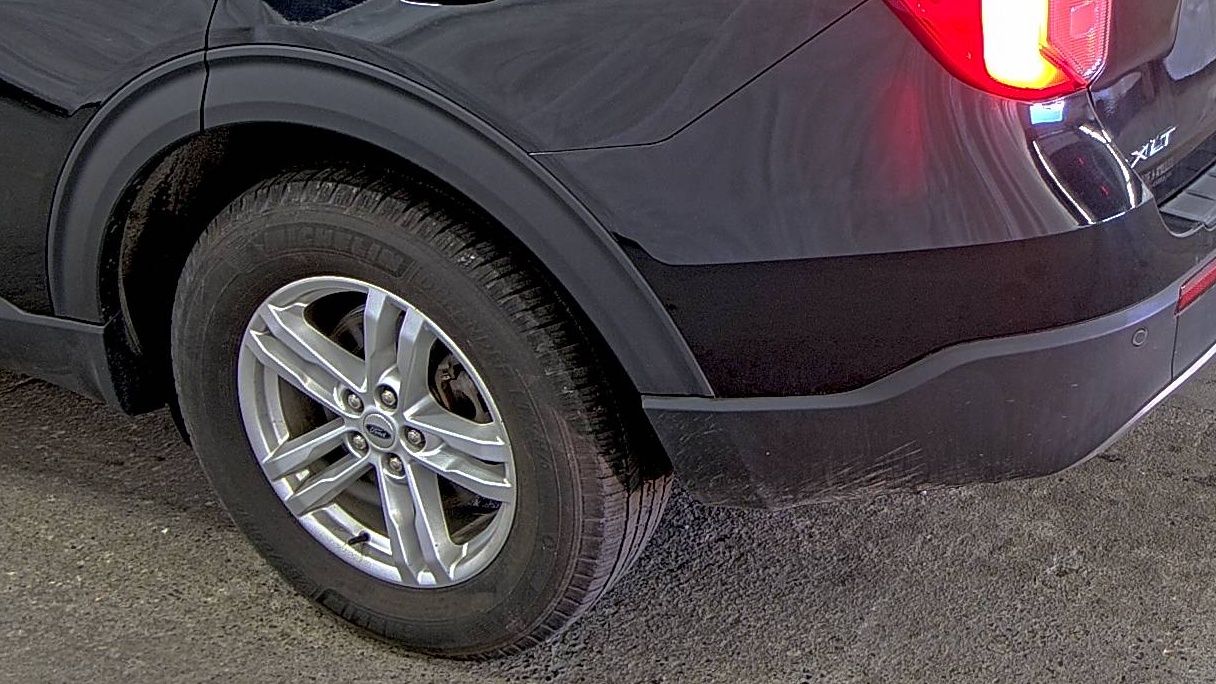 2020 Ford Explorer XLT AWD