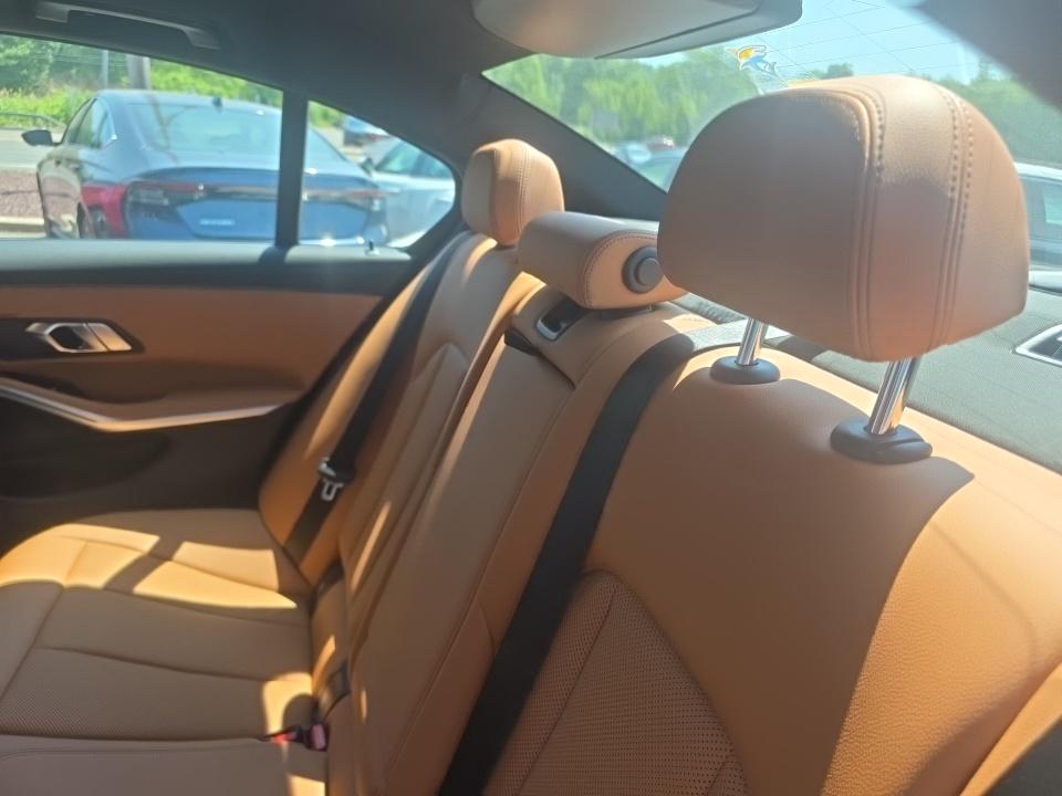 2023 BMW 3 Series 330i xDrive AWD