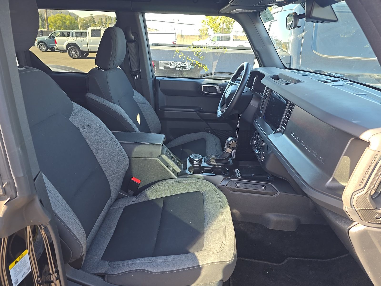 FORD BRONCO - 9