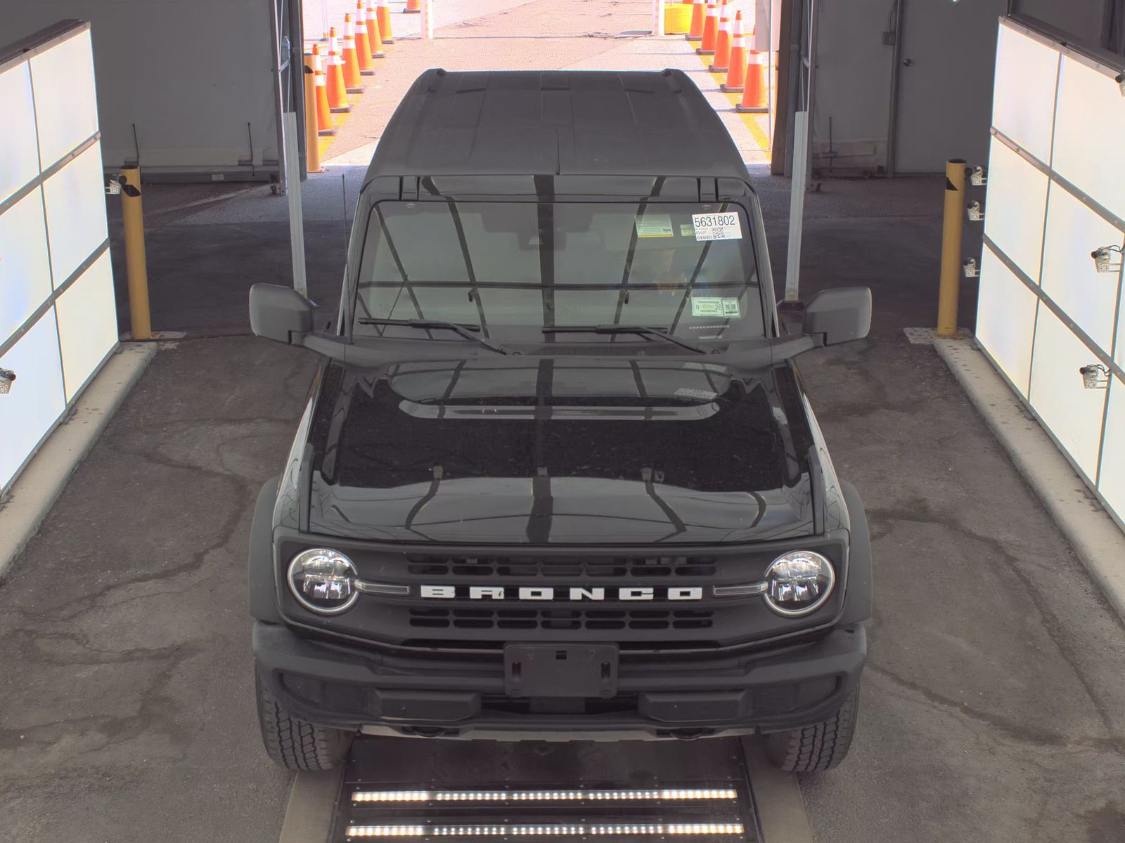 FORD BRONCO - 3