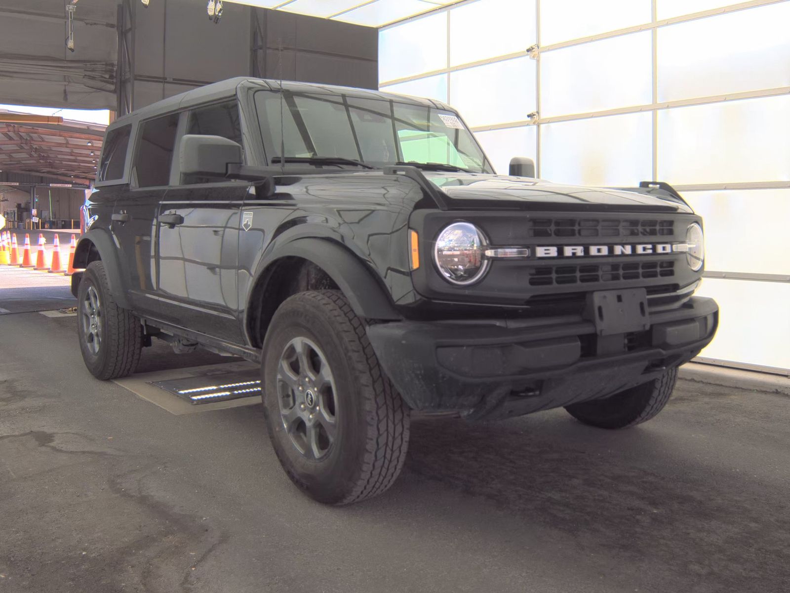 FORD BRONCO - 4