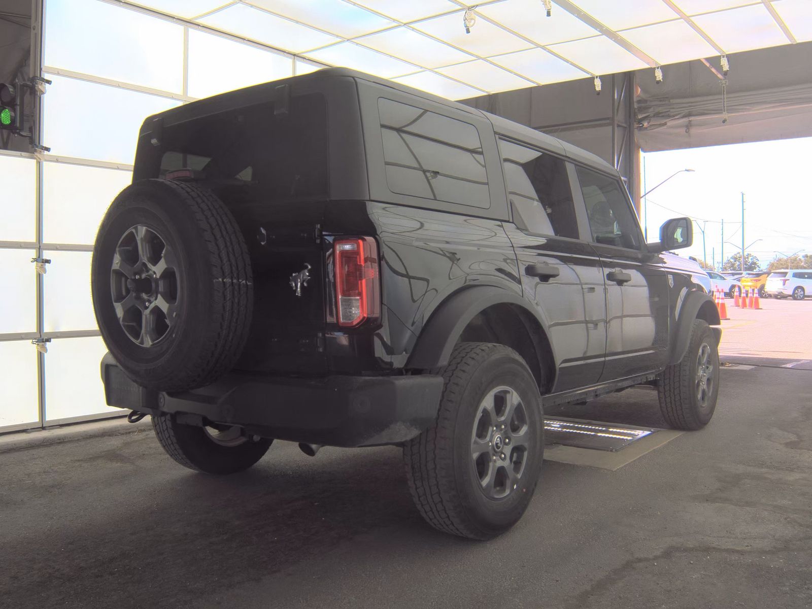 FORD BRONCO - 5