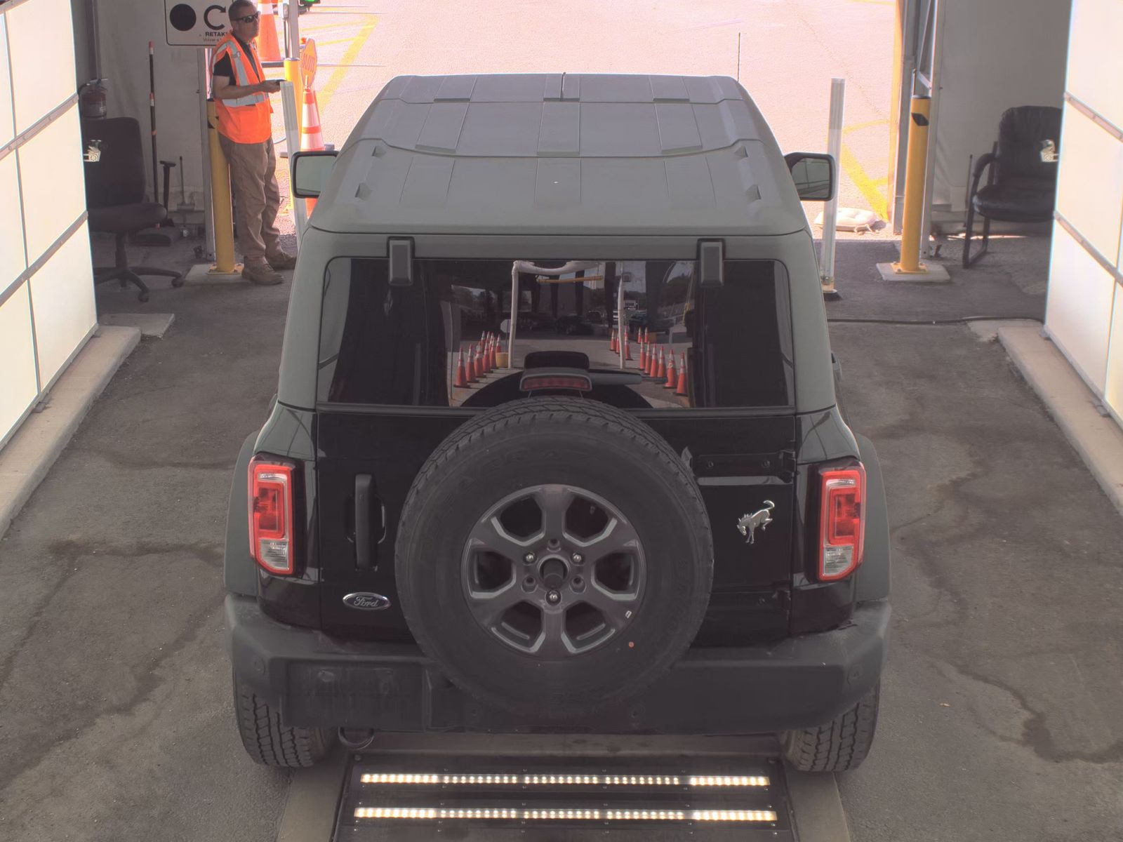 FORD BRONCO - 6