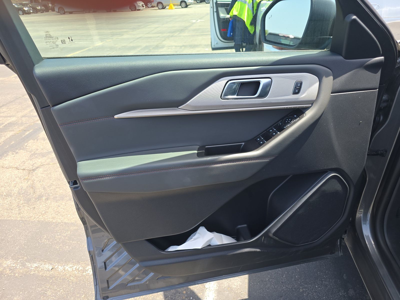 2025 Ford Explorer Active AWD